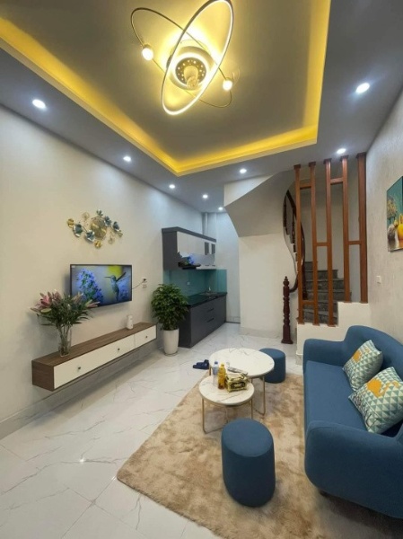 Bán nhà 5 tầng đường Bạch Đằng tặng full nội thất